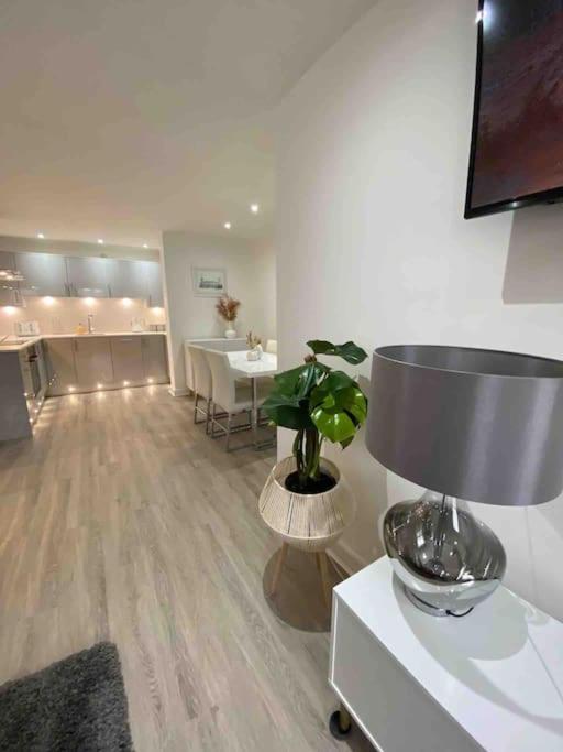 Luxury Town Centre Apartment Walking Distance To Rsc Theatre Stratford-upon-Avon Luaran gambar