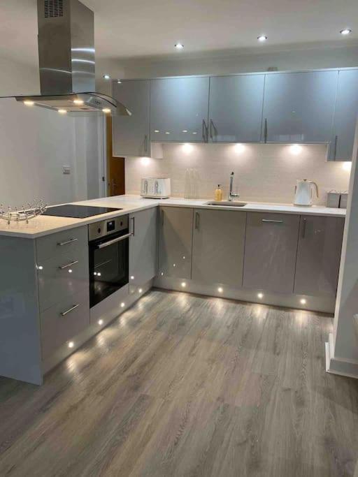 Luxury Town Centre Apartment Walking Distance To Rsc Theatre Stratford-upon-Avon Luaran gambar