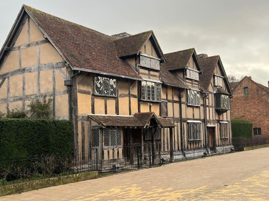 Luxury Town Centre Apartment Walking Distance To Rsc Theatre Stratford-upon-Avon Luaran gambar